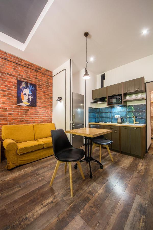 Loft Design Apartments On Desyatynnyi Ln, 7 Kiev Luaran gambar