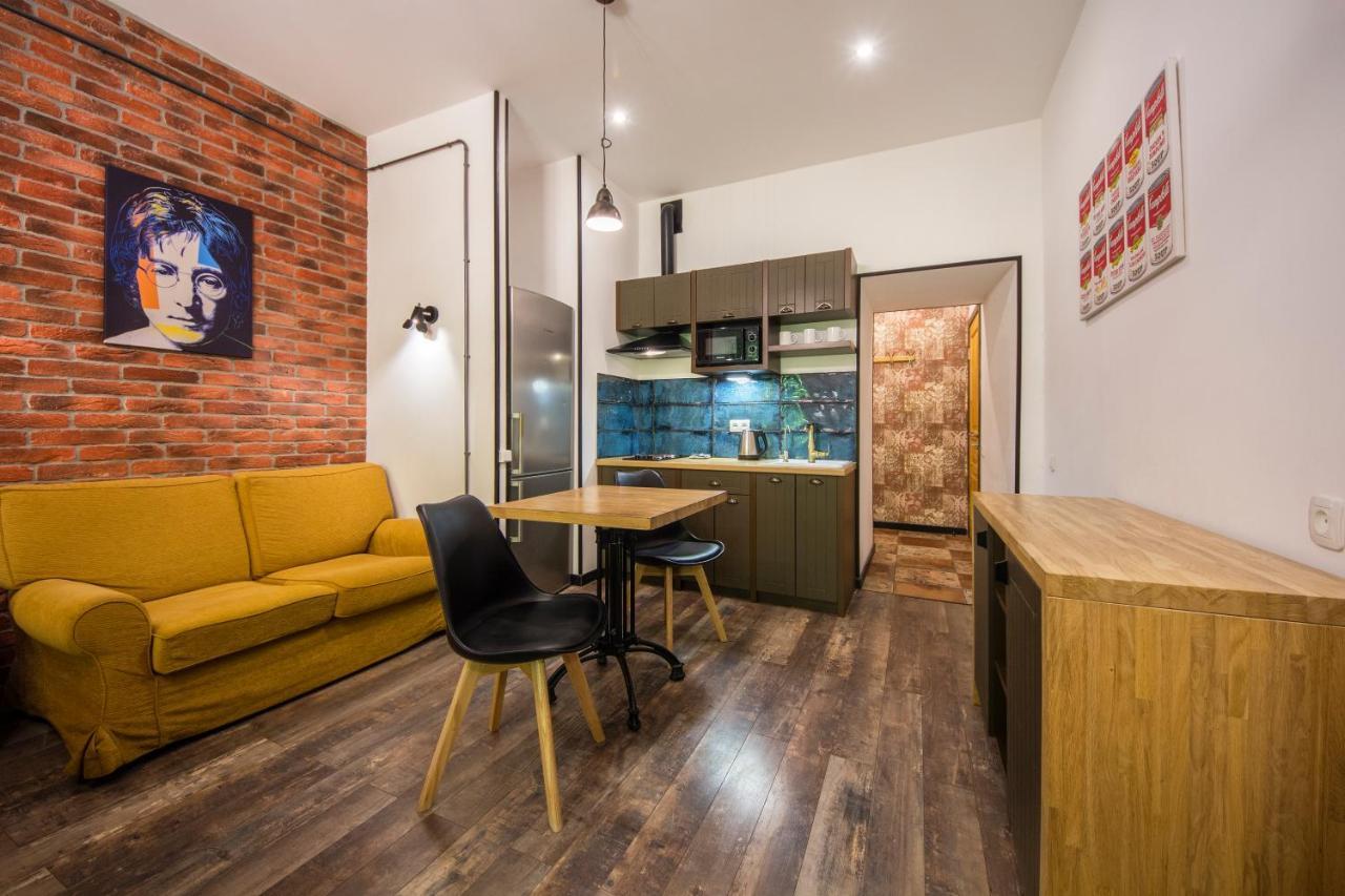 Loft Design Apartments On Desyatynnyi Ln, 7 Kiev Luaran gambar